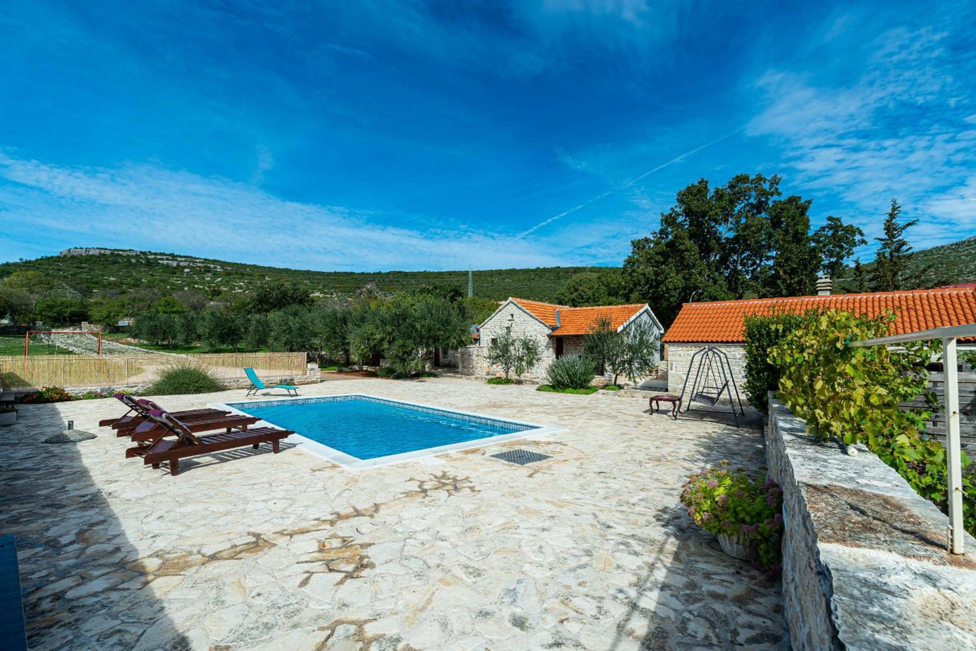 Dalmatian Country House Irena Bruska Bagian luar foto